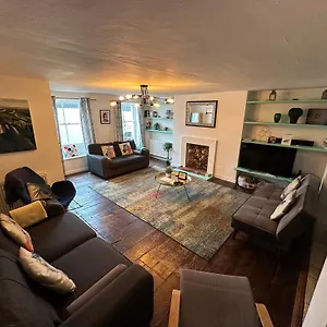 Appartement Seafront With Garden